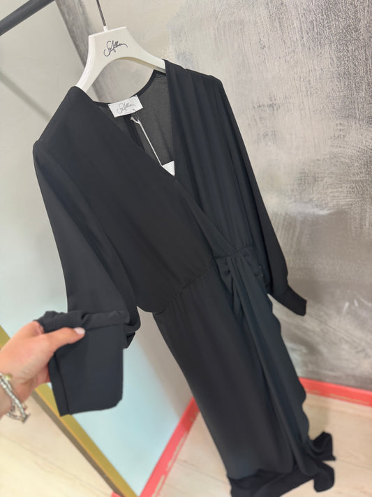 ABITO NERO SO ALLURE