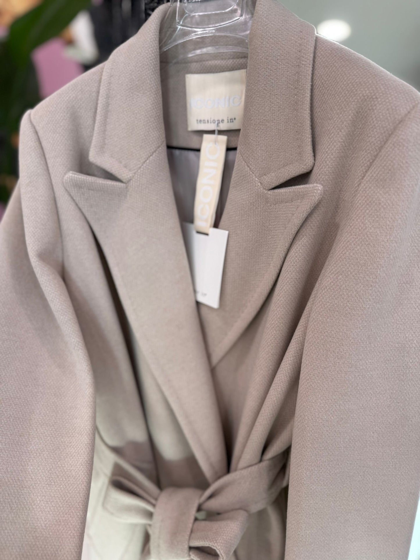 CAPPOTTO LUNGO TENSIONE IN