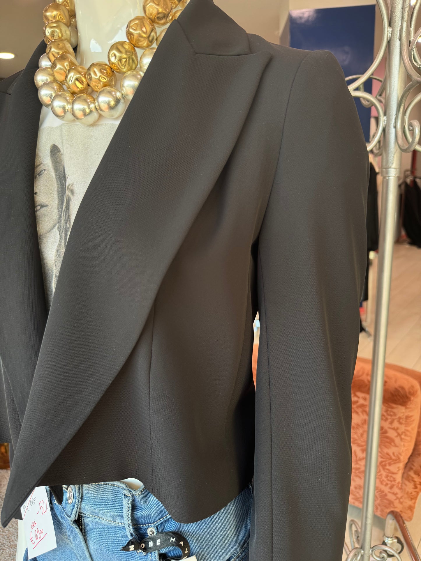 GIACCA NERA SO ALLURE