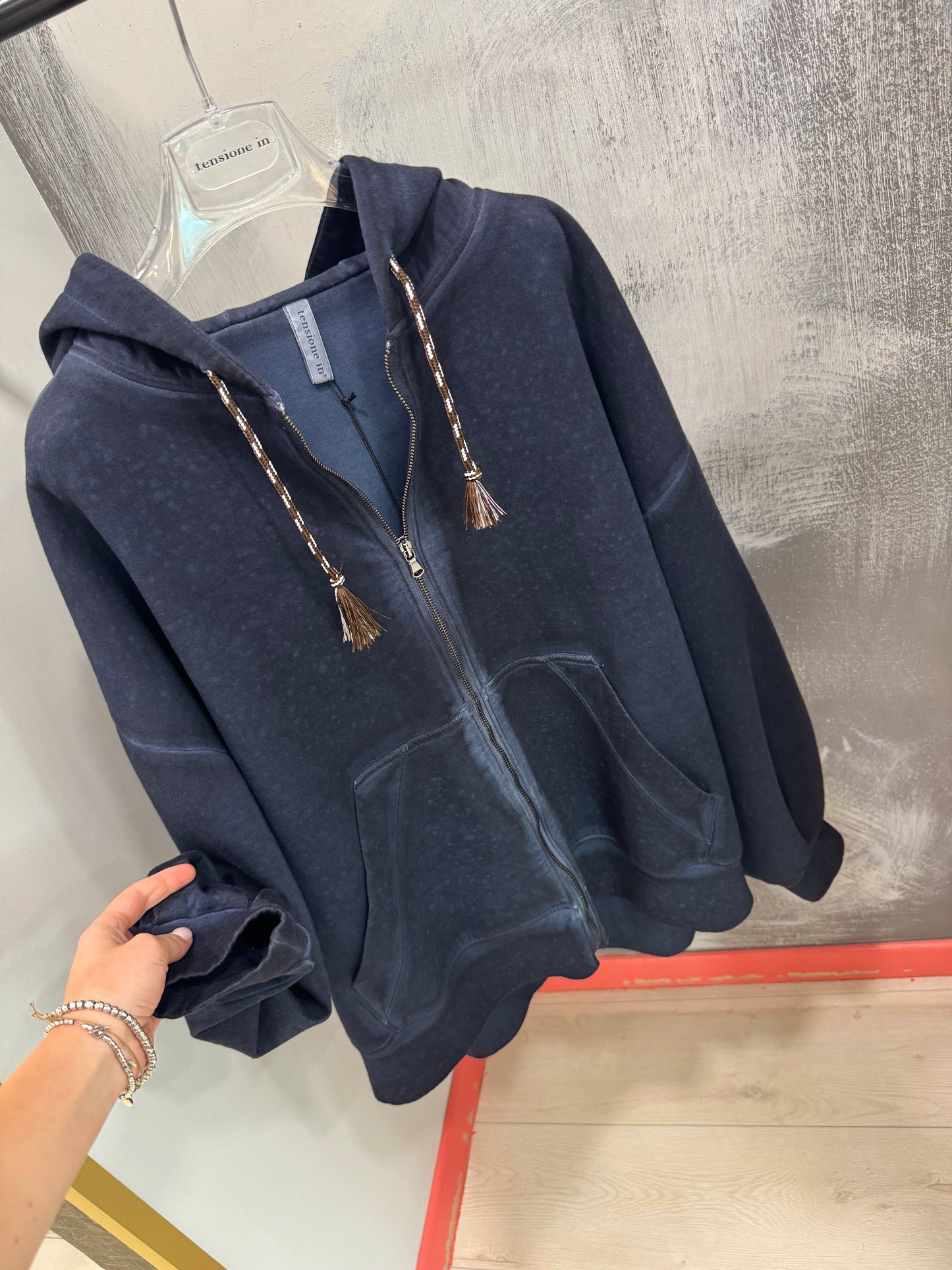 FELPA ZIP CAPPUCCIO BLU TENZIONE IN