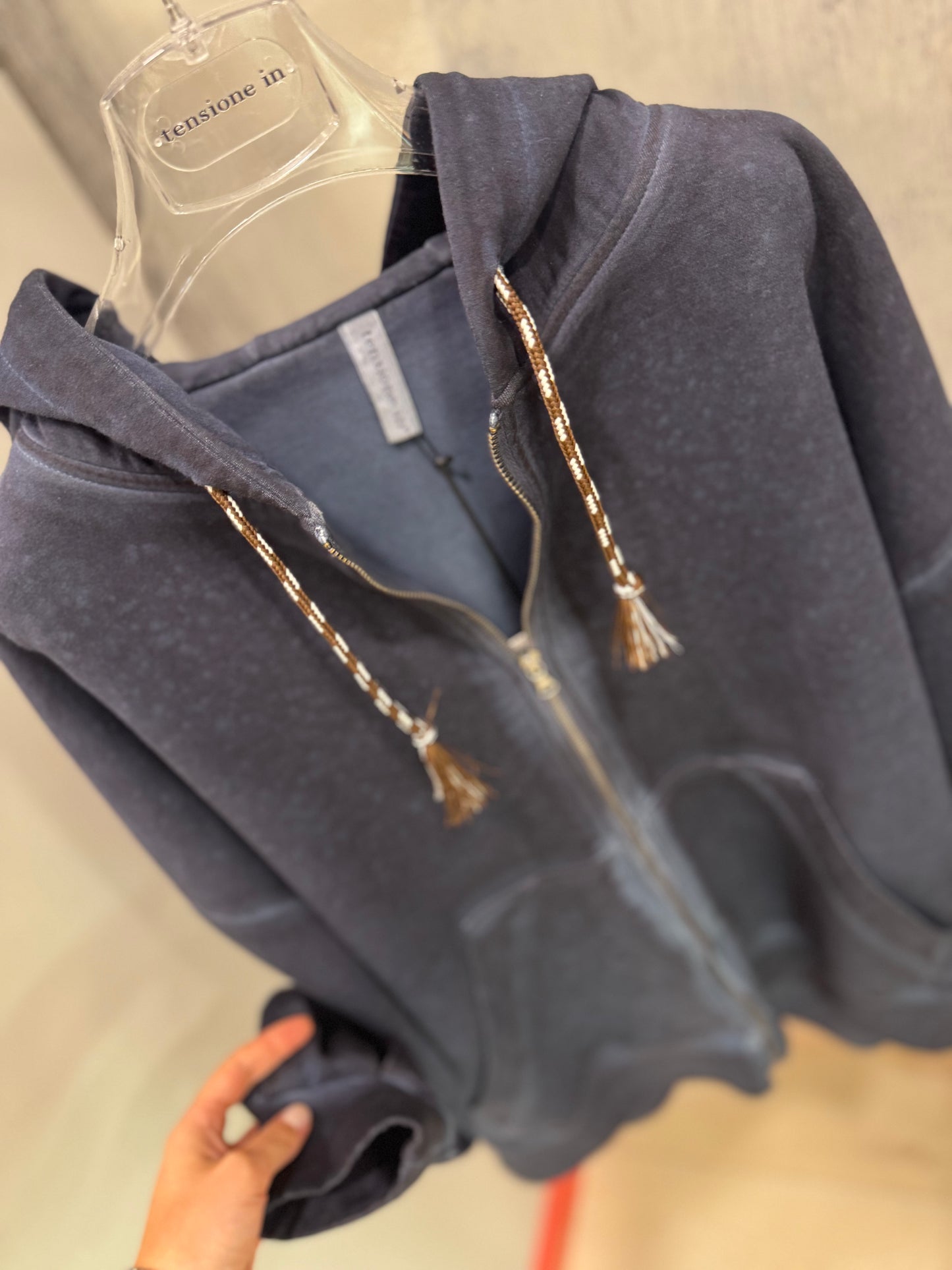 FELPA ZIP CAPPUCCIO BLU TENZIONE IN