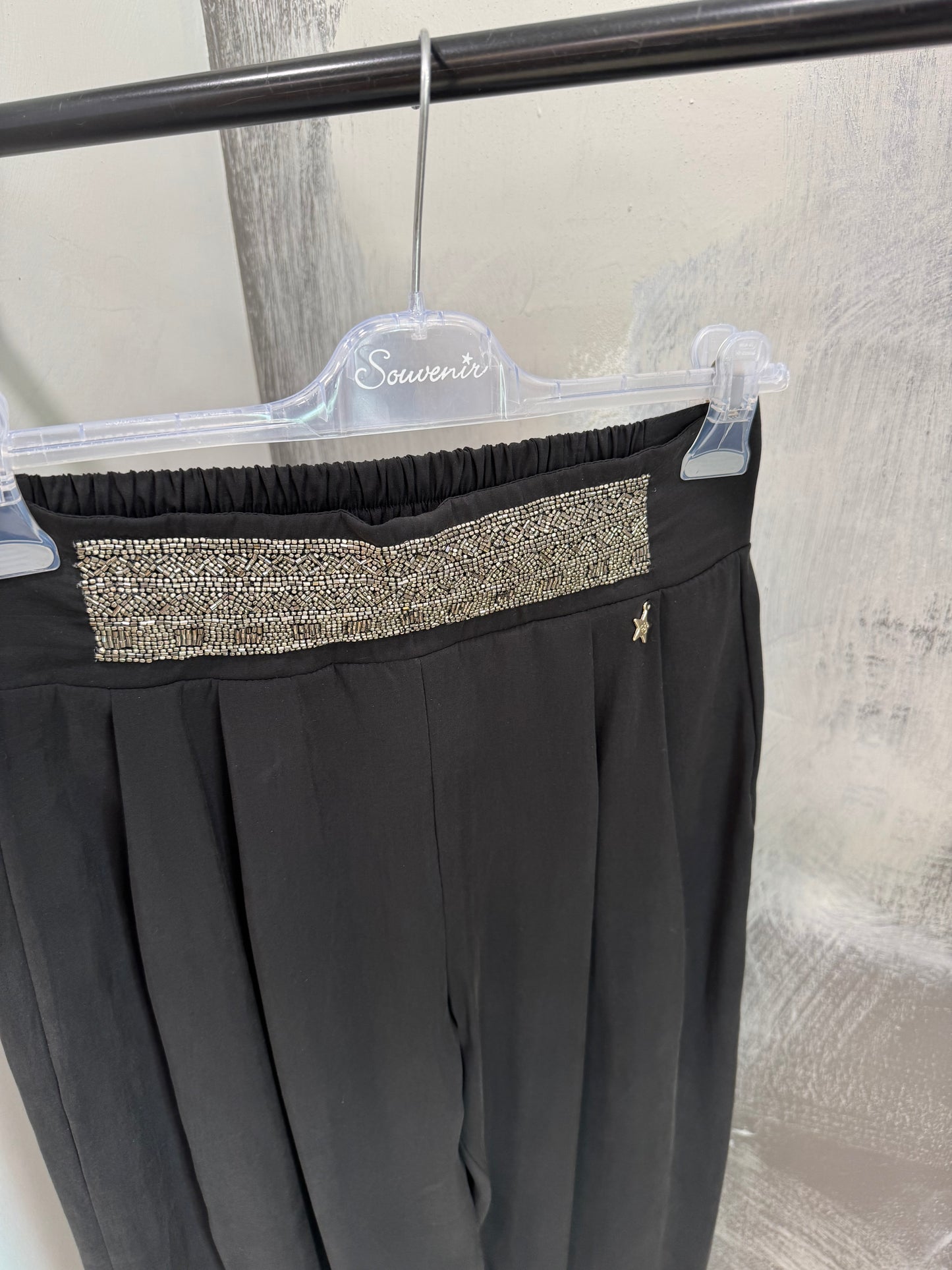 PANTALONE NERO CON STRASS SOUVENIR