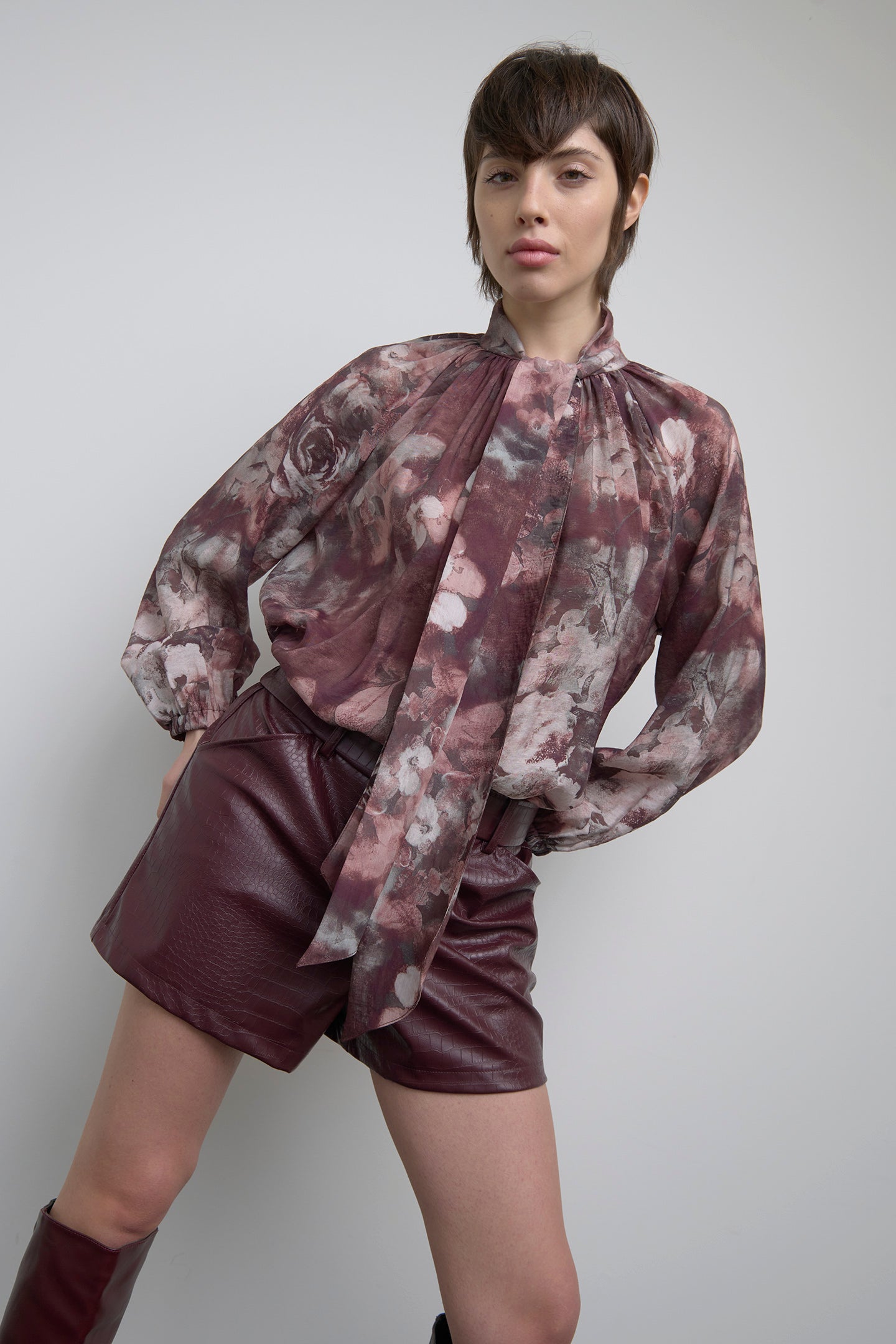 SHORTS BORDO SOALLURE