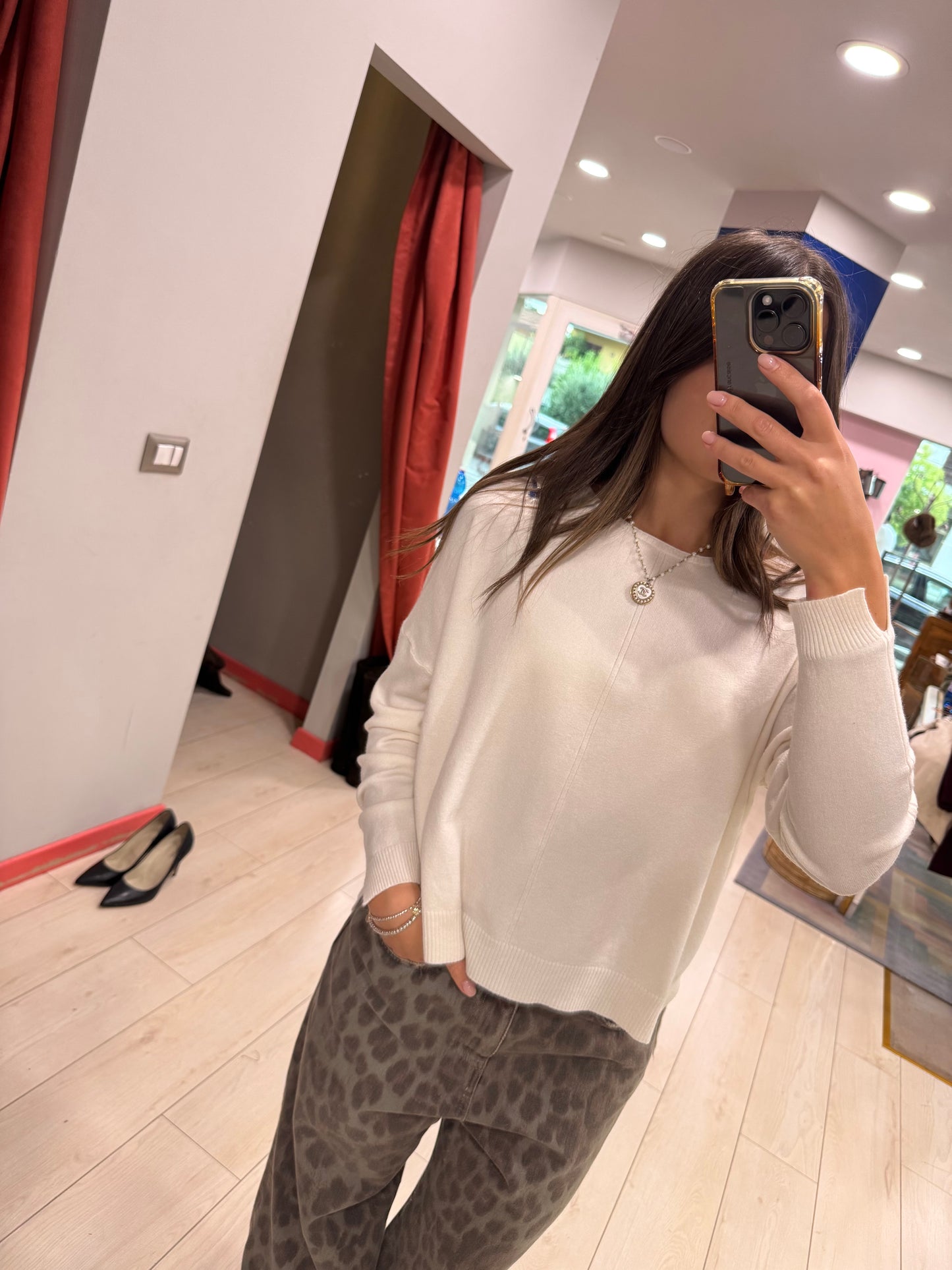 MAGLIA CLARA IN VISCOSA GIROCOLLO DONTWAIT