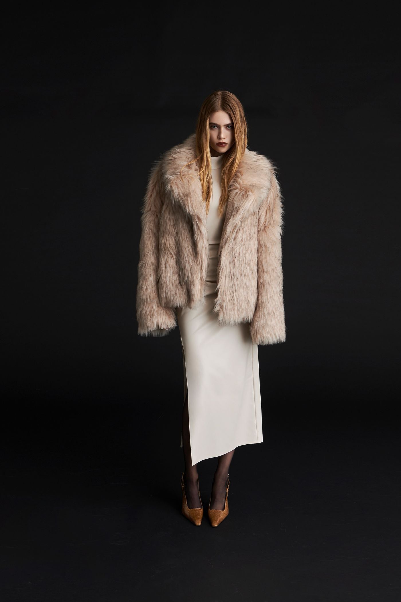 ECOFOUR CHIARO ANIYEBY