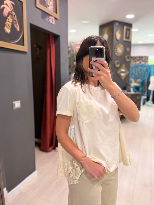 TSHIRT BEIGE CON PIZZO SOUVENIR