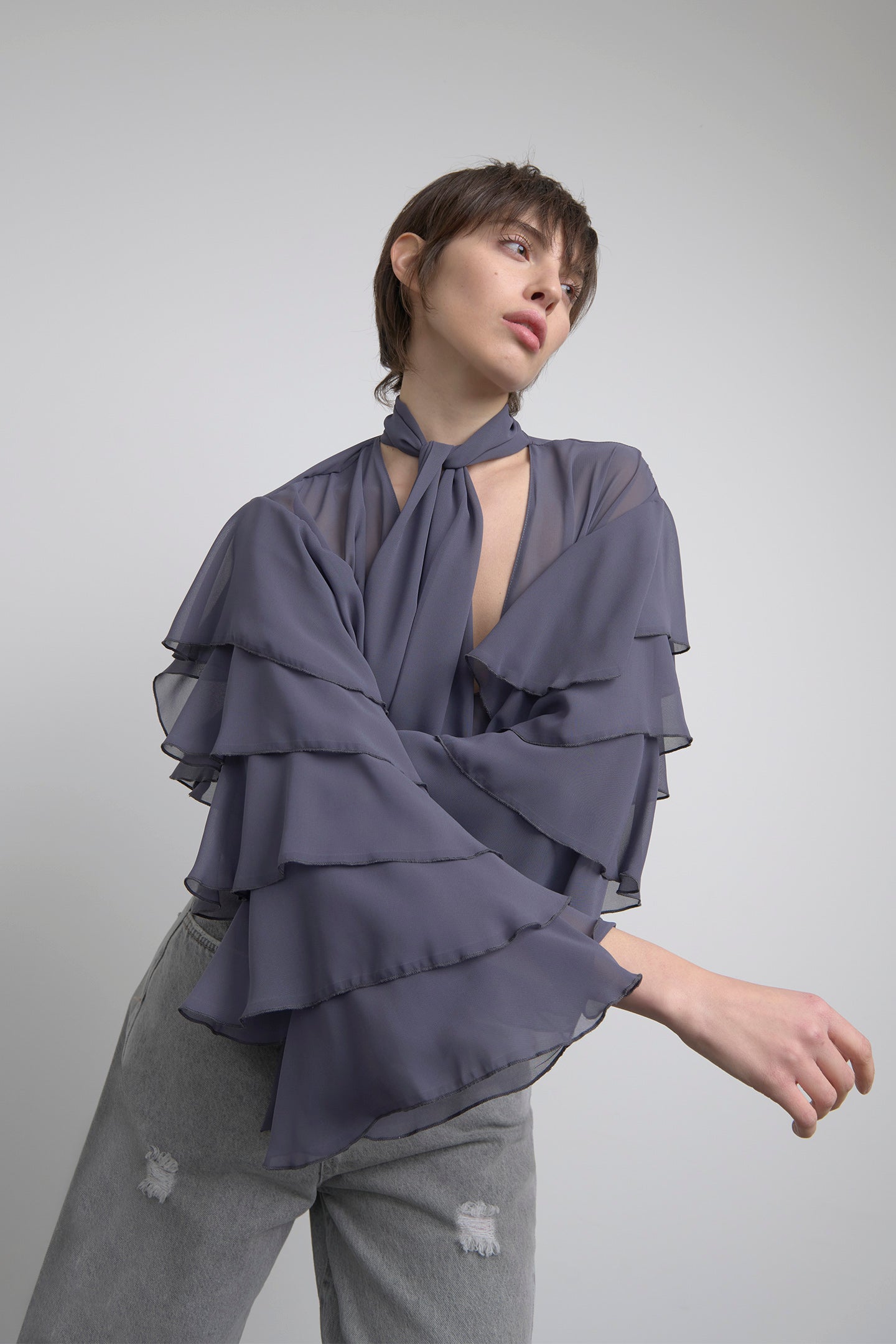 BLUSA IN CHIFFON A BALZE SOALLURE