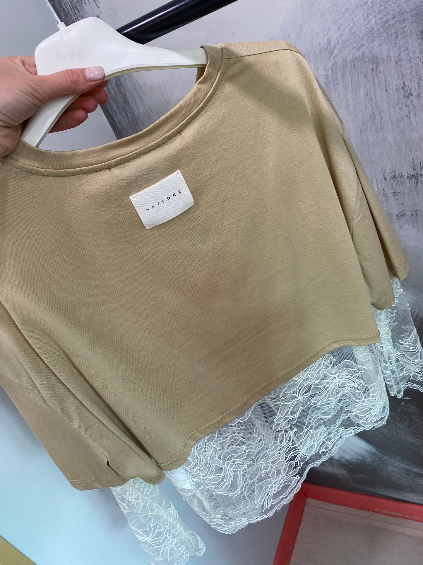 TSHIRT CON PIZZO HAVEONE