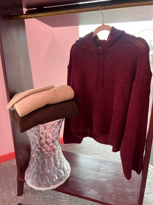 MAGLIA CON CAPPUCCIO DONT WAIT