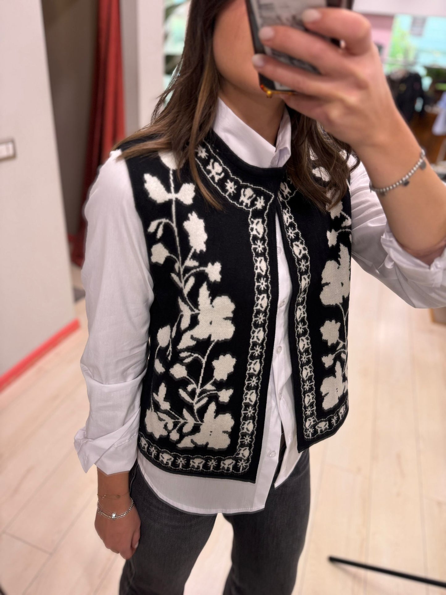 GILET RICAMATO DONT WAIT